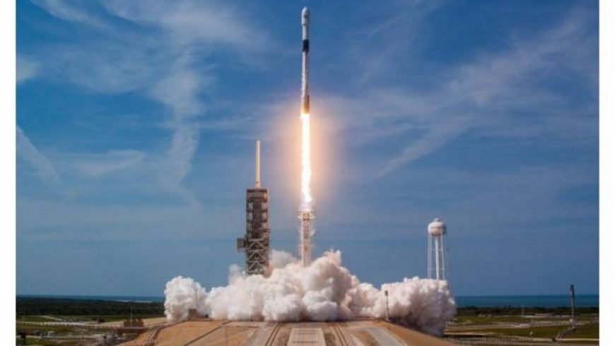 SpaceX, de Elon Musk, é autorizada a colocar mais 7.500 satélites em órbita